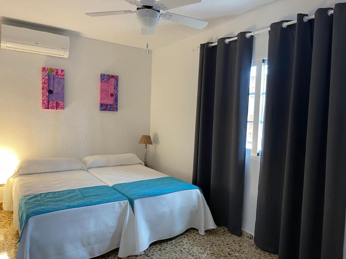 Villa Mis 5 Amores Con Piscina Benidorm Exterior photo